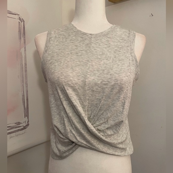all in motion Tops - All In Motion Crop Tank Top in Gray